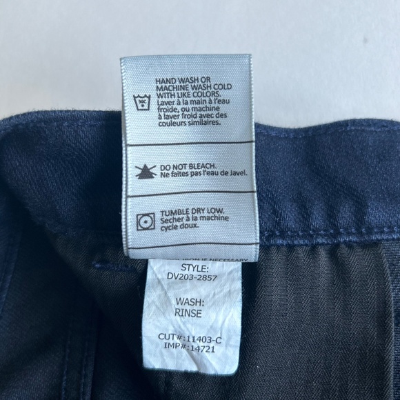 Vince Navy Denim Polyester Cotton Logger Jeans size 26 - Picture 16 of 16